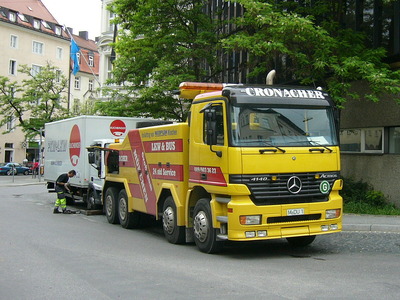towing truck slide 2